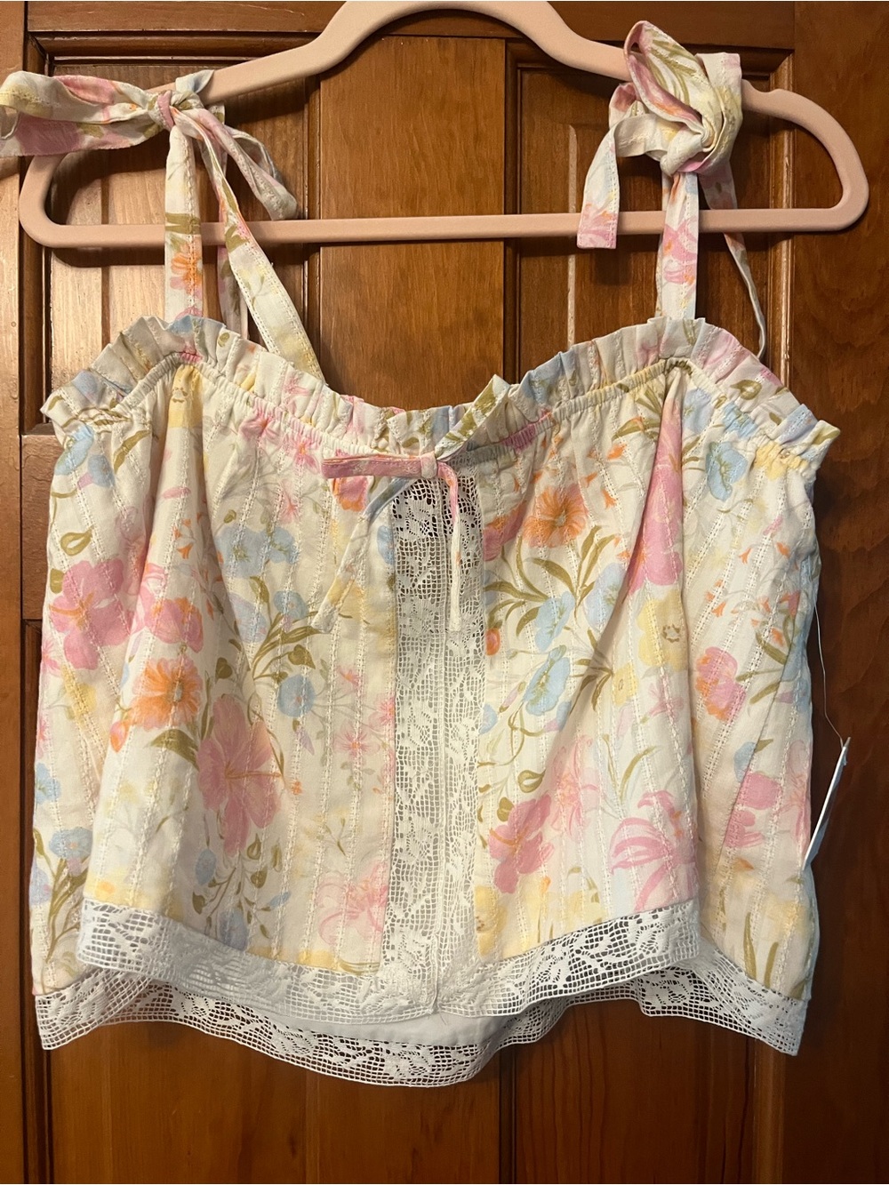 Altar’d State Women's Floral Tie-Shoulder tank- Pastel Floral